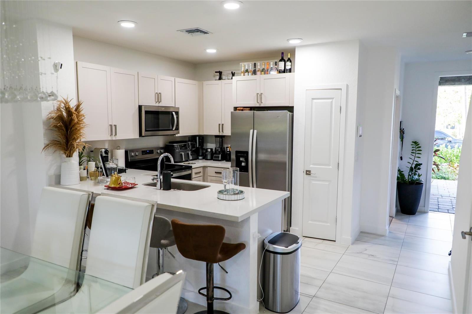 148 SE 5th Court, Deerfield Beach FL 33441 photo 2