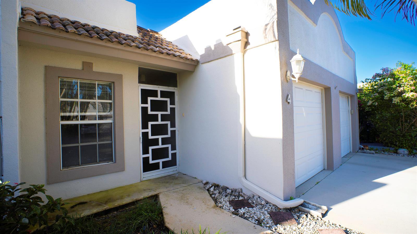 9110 Fairbanks Lane, Boca Raton FL 33496 photo 3