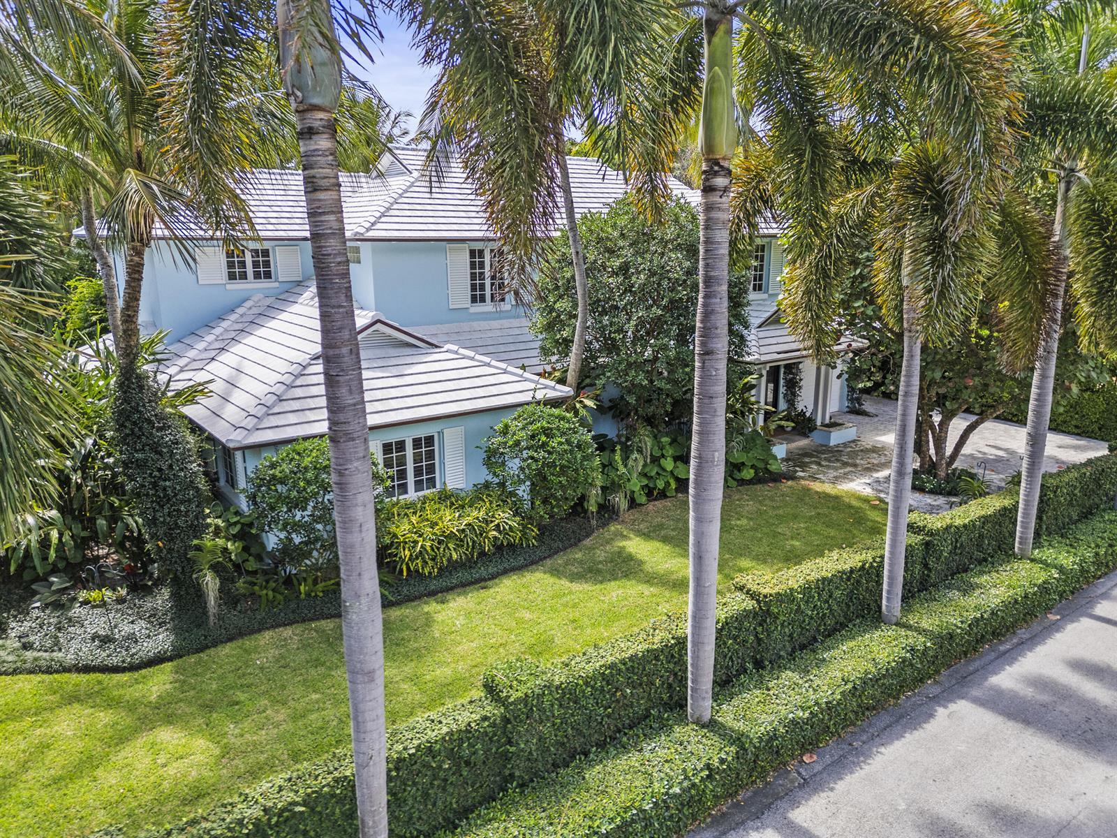 156 Dolphin Road, Palm Beach FL 33480