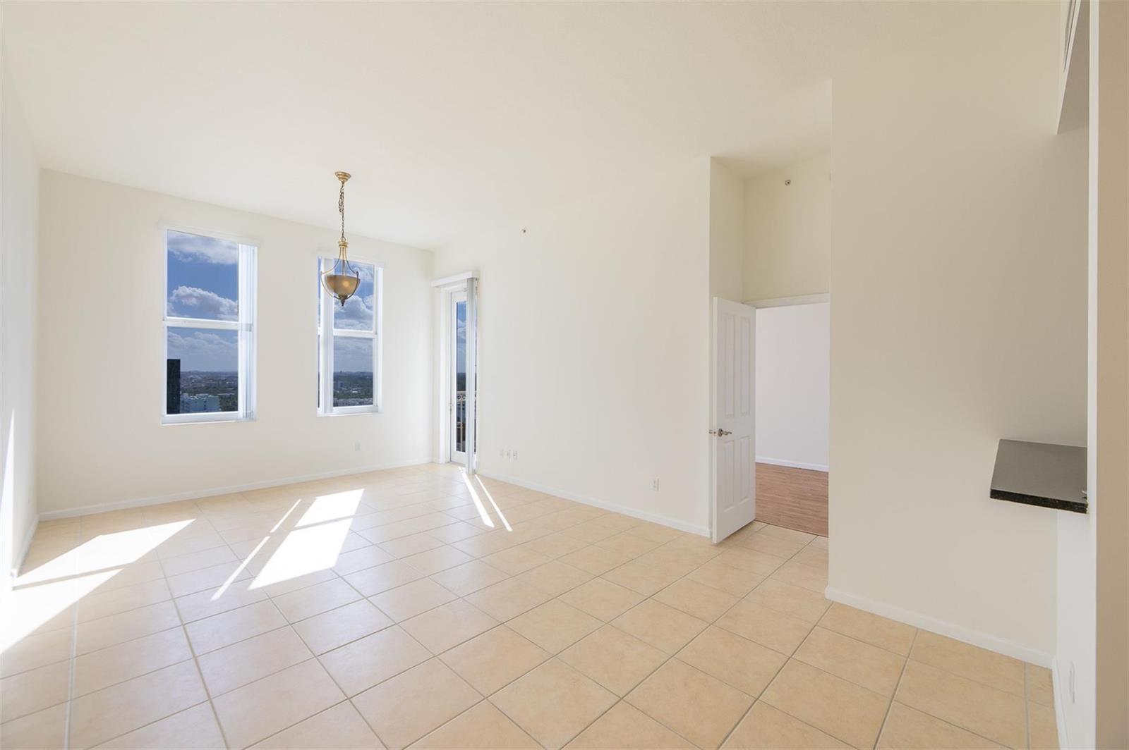 511 SE 5th Avenue # 1913, Fort Lauderdale FL 33301 photo 2
