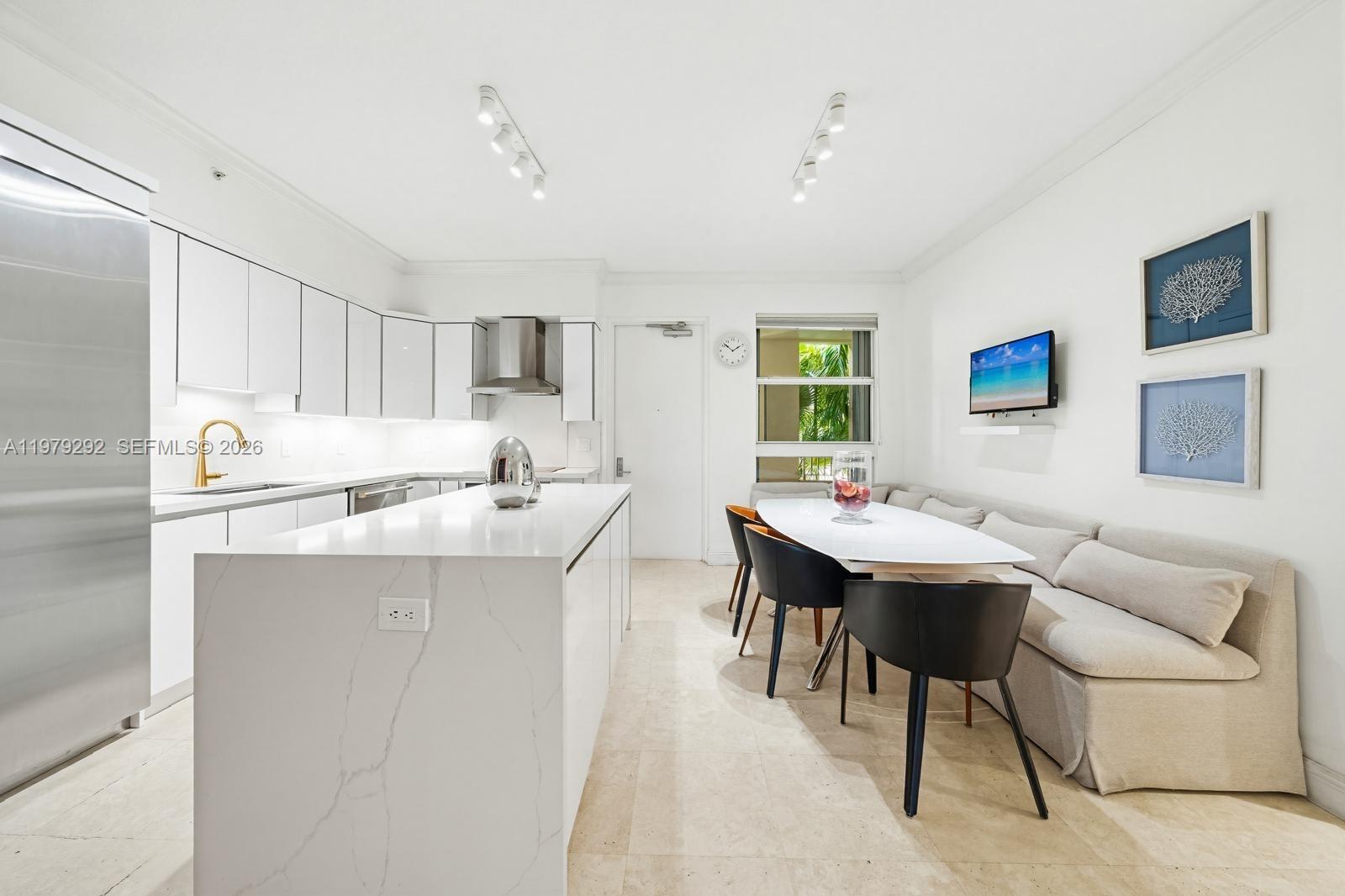 701 Crandon Blvd # 302, Key Biscayne FL 33149 photo 3