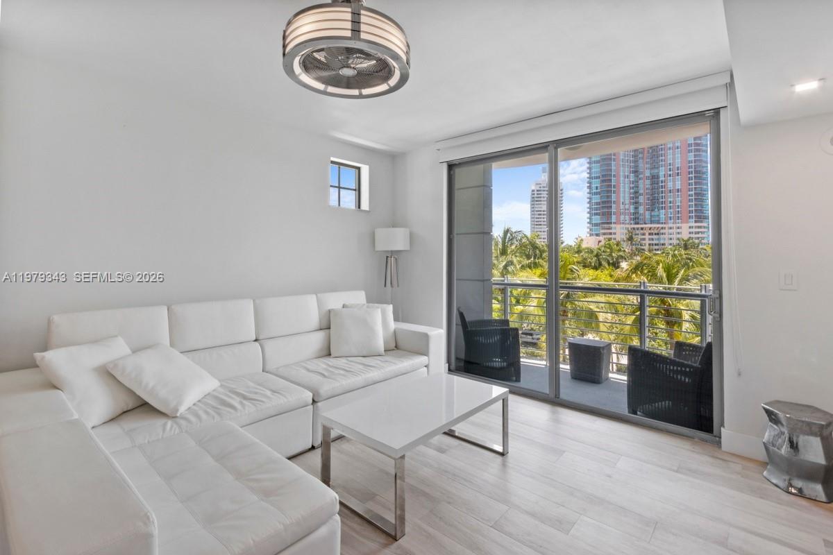 110 Washington Ave # 1411, Miami Beach FL 33139 photo 5