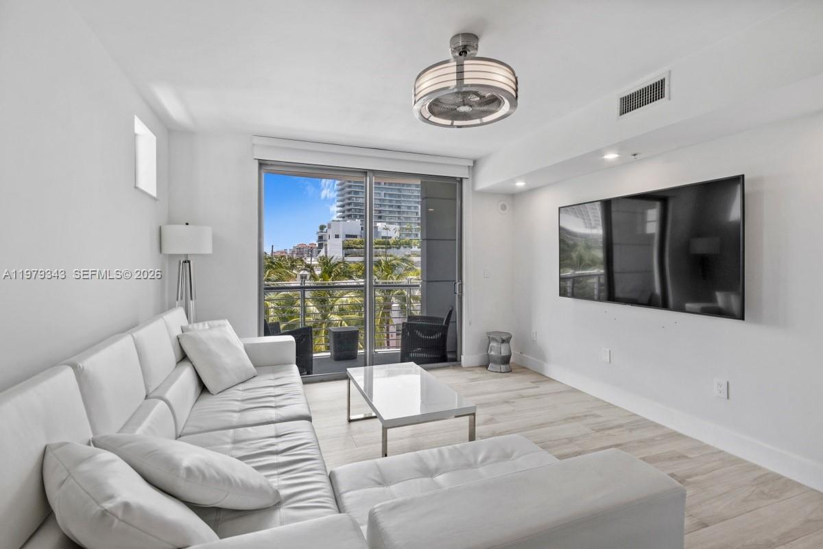 110 Washington Ave # 1411, Miami Beach FL 33139 photo 4