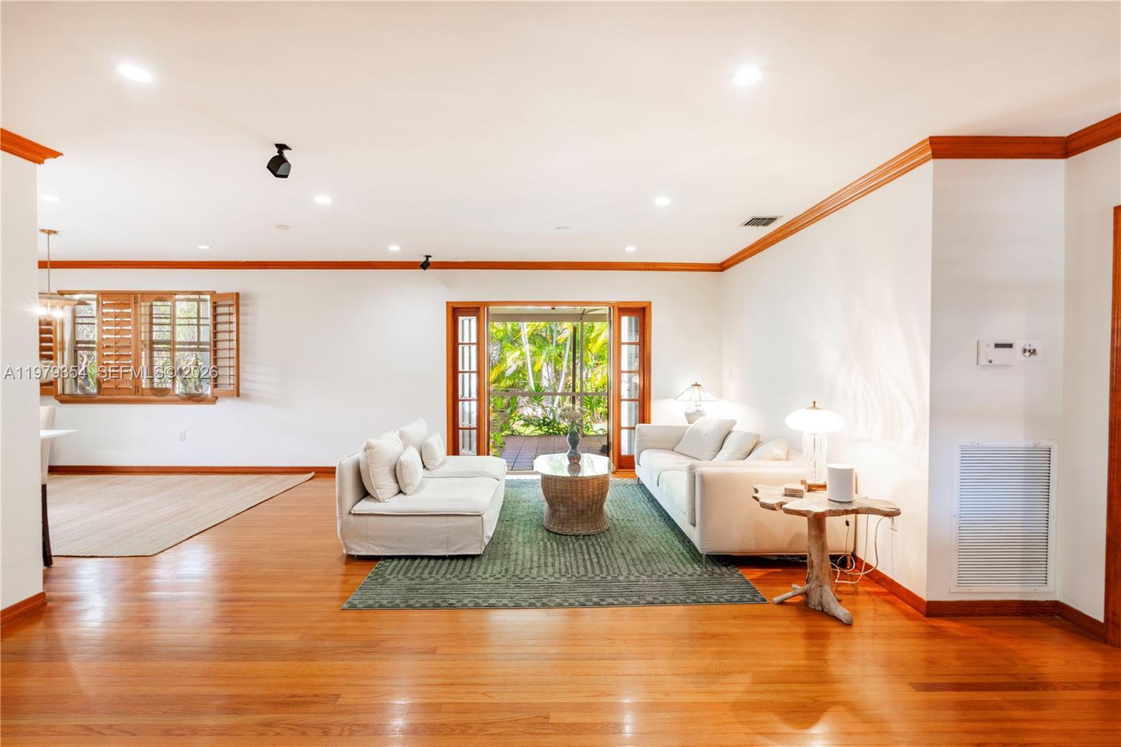 1449 Baracoa Ave, Coral Gables FL 33146 photo 3