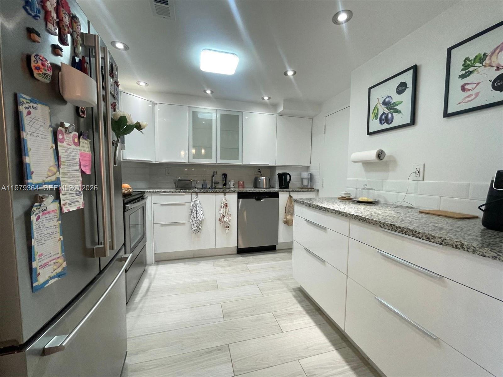 500 Bayview Dr # 1123, Sunny Isles Beach FL 33160 photo 3