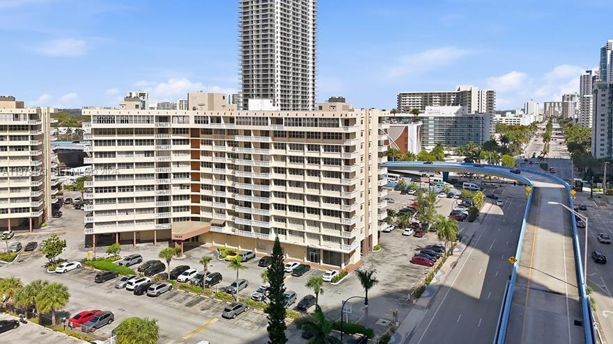 1825 S Ocean Dr # 811, Hallandale Beach FL 33009 photo 3