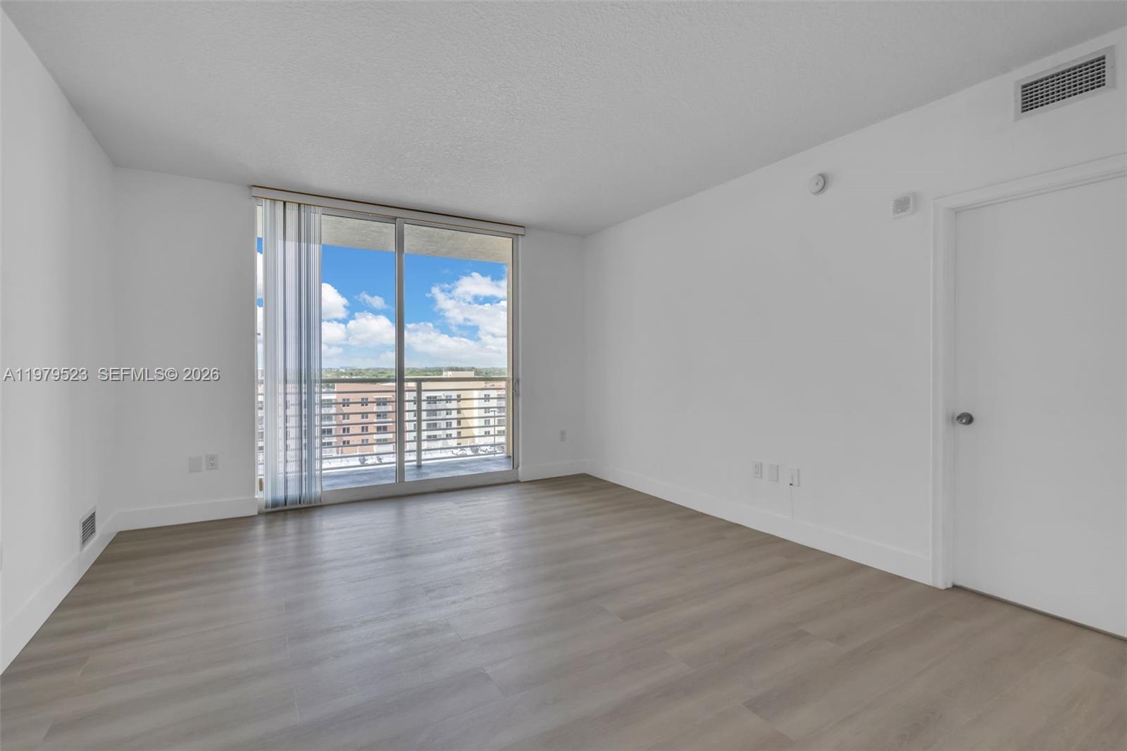 18800 NE 29th Ave, Aventura FL 33180 photo 4