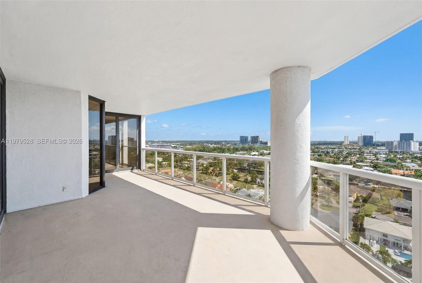 3600 Yacht Club Dr # 1802, Aventura FL 33180 photo 3