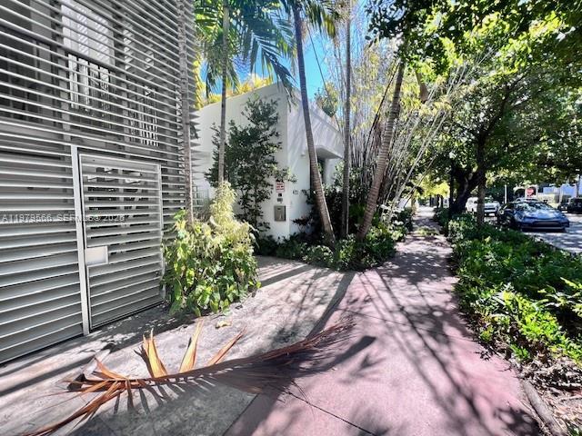 421 Meridian Ave # 14, Miami Beach FL 33139 photo 3