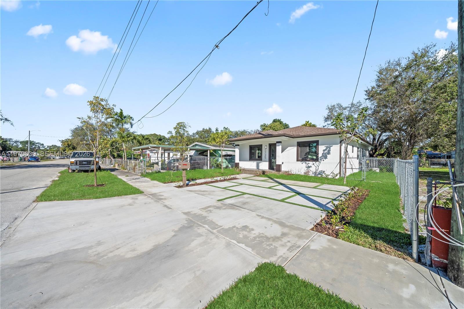 1735 NW 84th St, Miami FL 33147 photo 4
