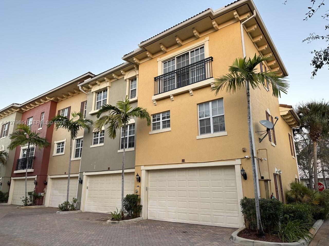 601 S Federal Hwy # 32, Lake Worth FL 33460
