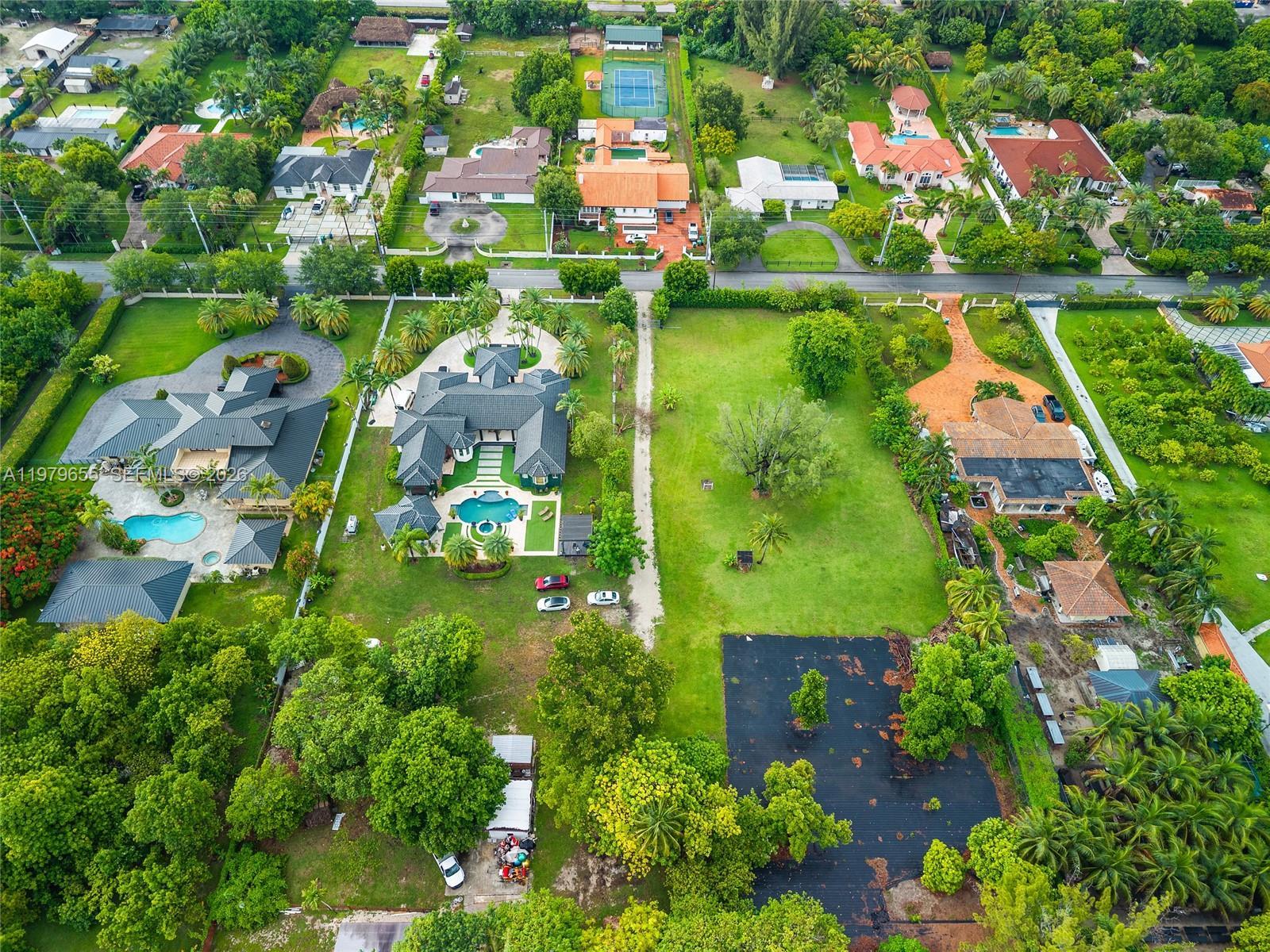 11950 SW 43rd St, Miami FL 33175 photo 4