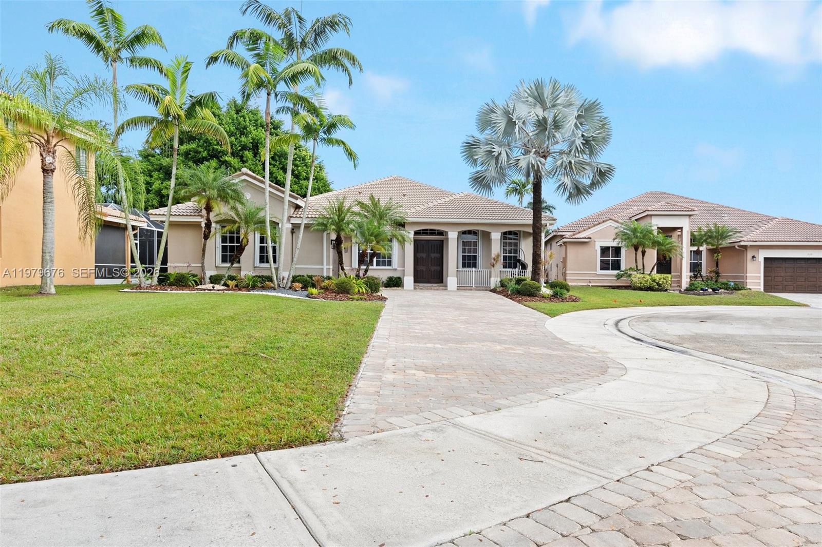 1533 Cardinal Way, Weston FL 33327 photo 3