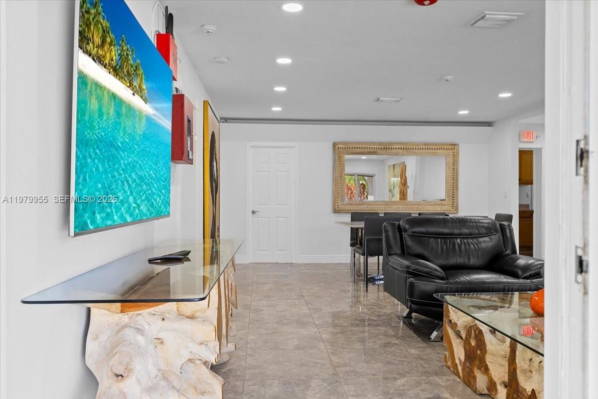 2925 Coral Shores Dr # 2925, Fort Lauderdale FL 33306 photo 3