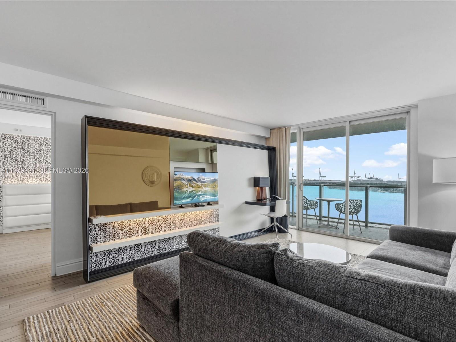 1100 West Ave # 1414, Miami Beach FL 33139 photo 2