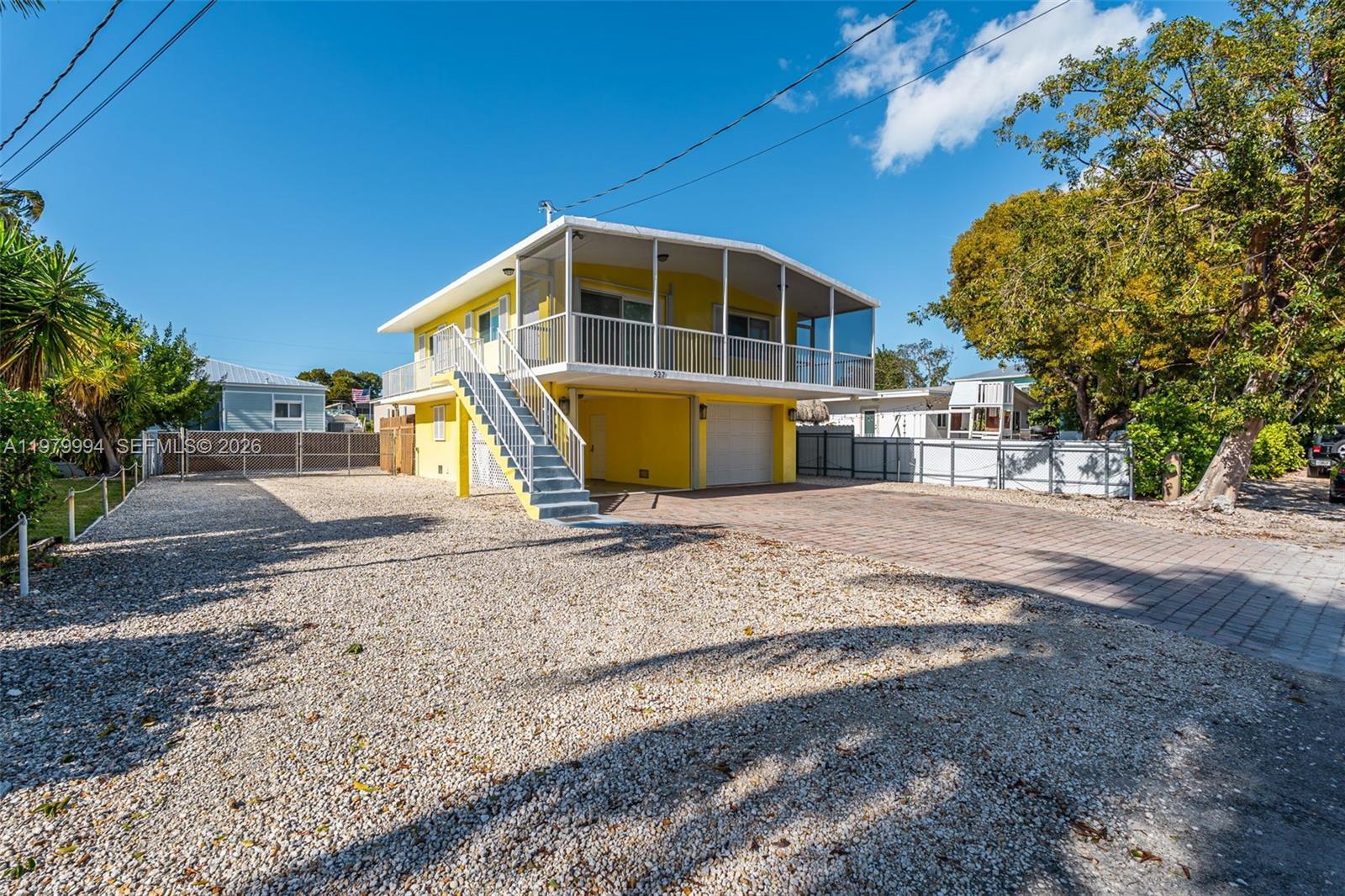 527 Sound Dr, Key Largo FL 33037 photo 2