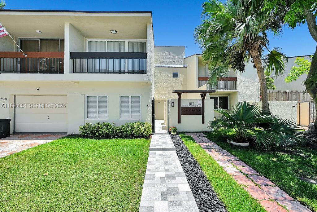 9133 Fontainebleau Blvd # 5, Miami FL 33172 photo 2