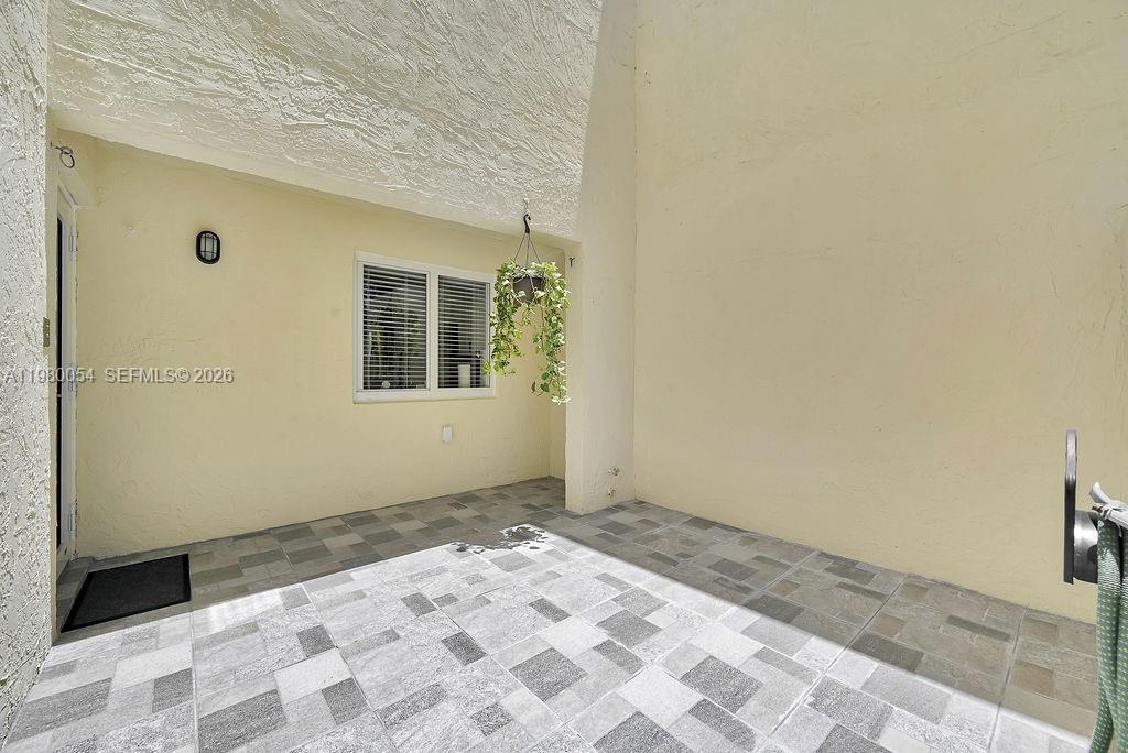 9133 Fontainebleau Blvd # 5, Miami FL 33172 photo 5