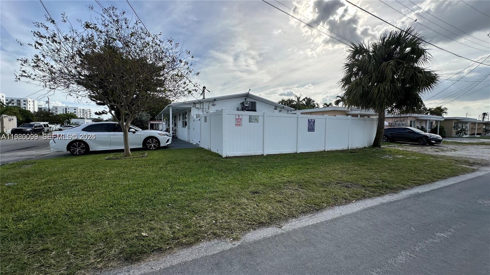 514 NE 4th Ave # 514, Hallandale Beach FL 33009 photo 4