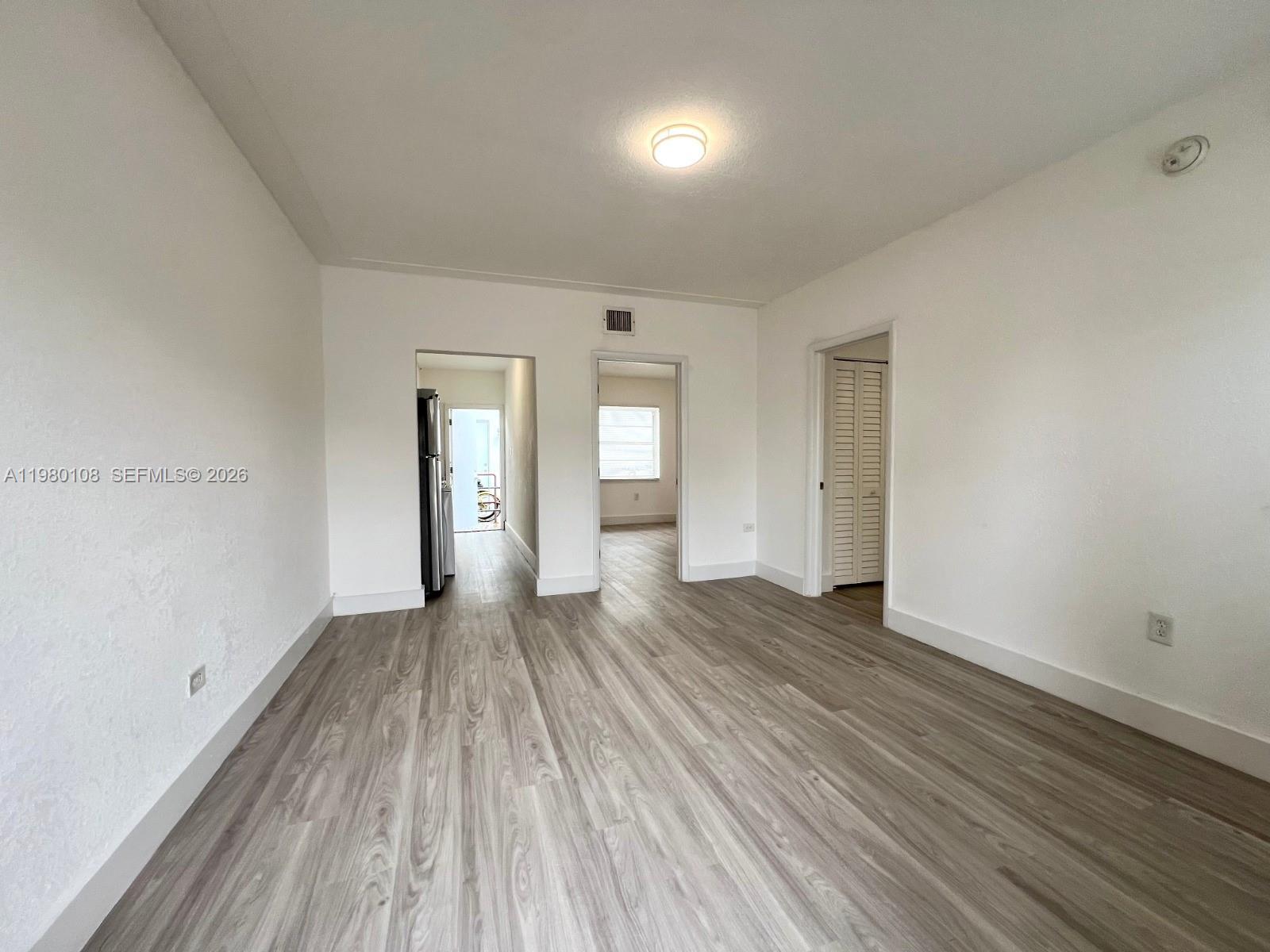 1900 Calais Dr # 1904, Miami Beach FL 33141 photo 2