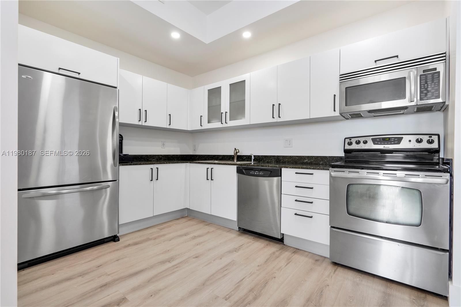 3250 Grand Ave # 507, Miami FL 33133 photo 3