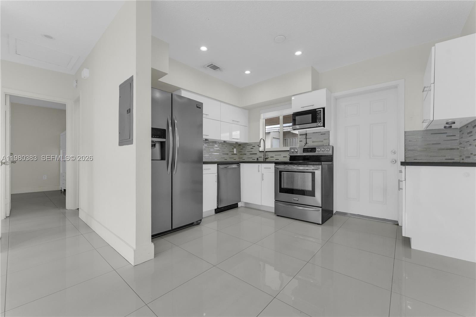 5271 NW 5th St # 5271, Miami FL 33126 photo 2