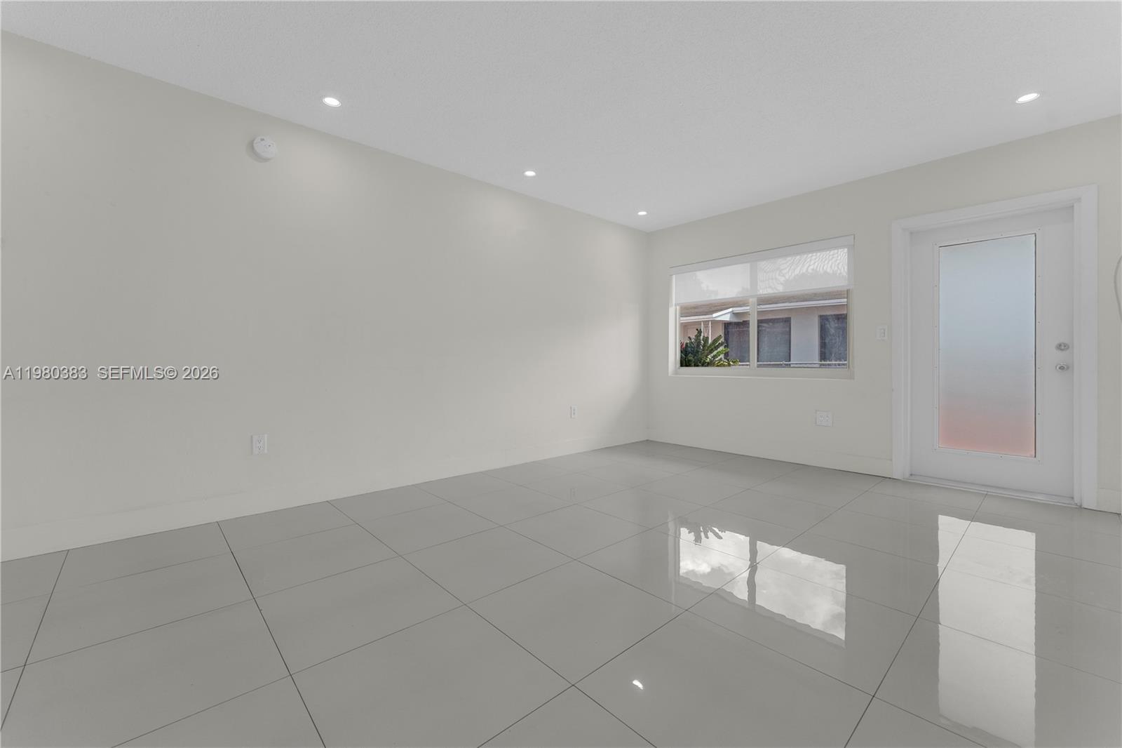 5271 NW 5th St # 5271, Miami FL 33126