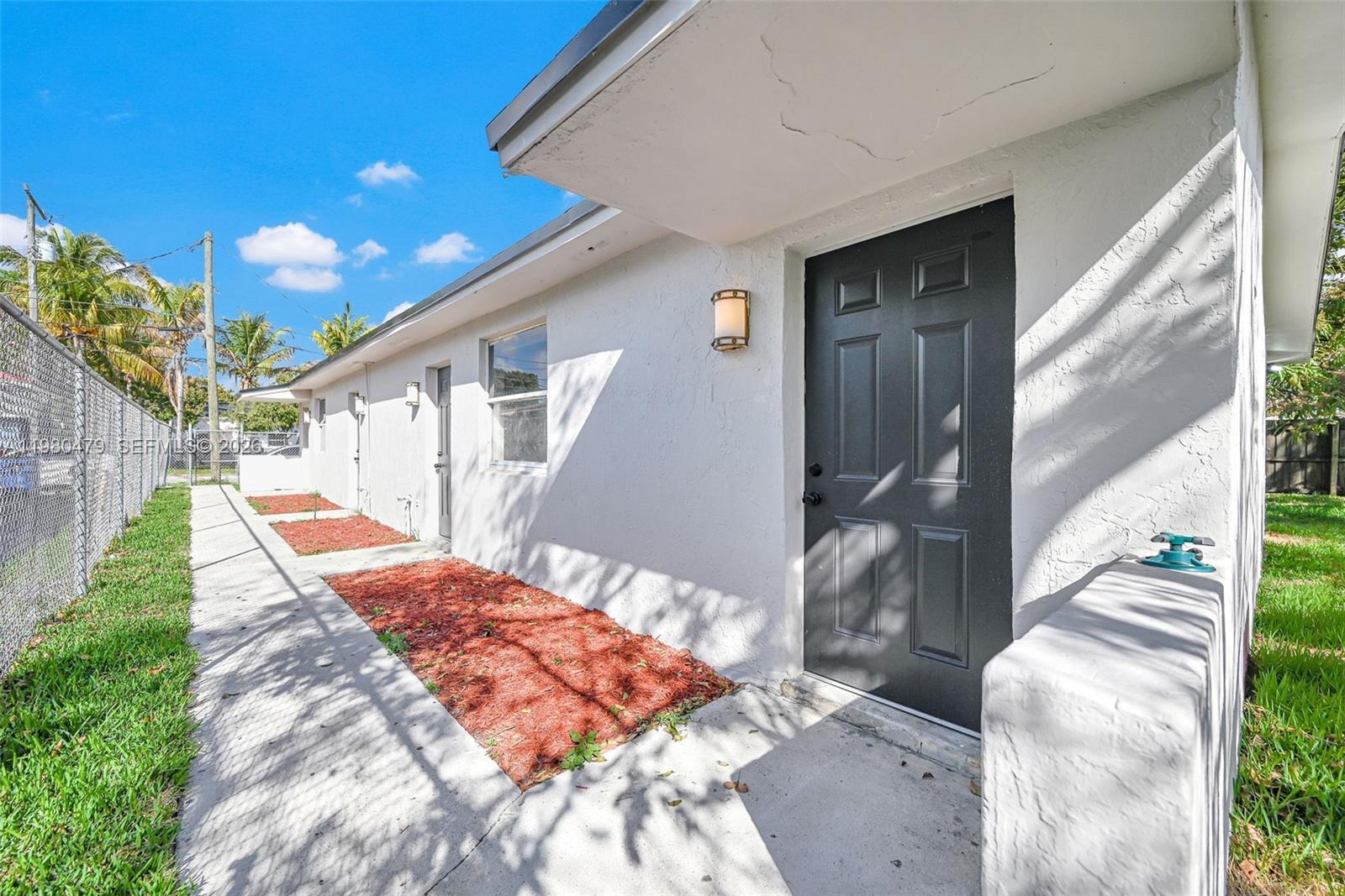 7807 NW 3rd Ave, Miami FL 33150 photo 2