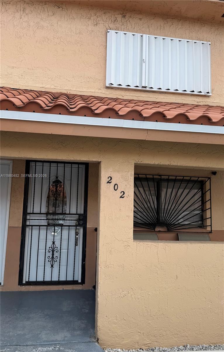 7792 W 29th Way # 202, Hialeah FL 33018 photo 2