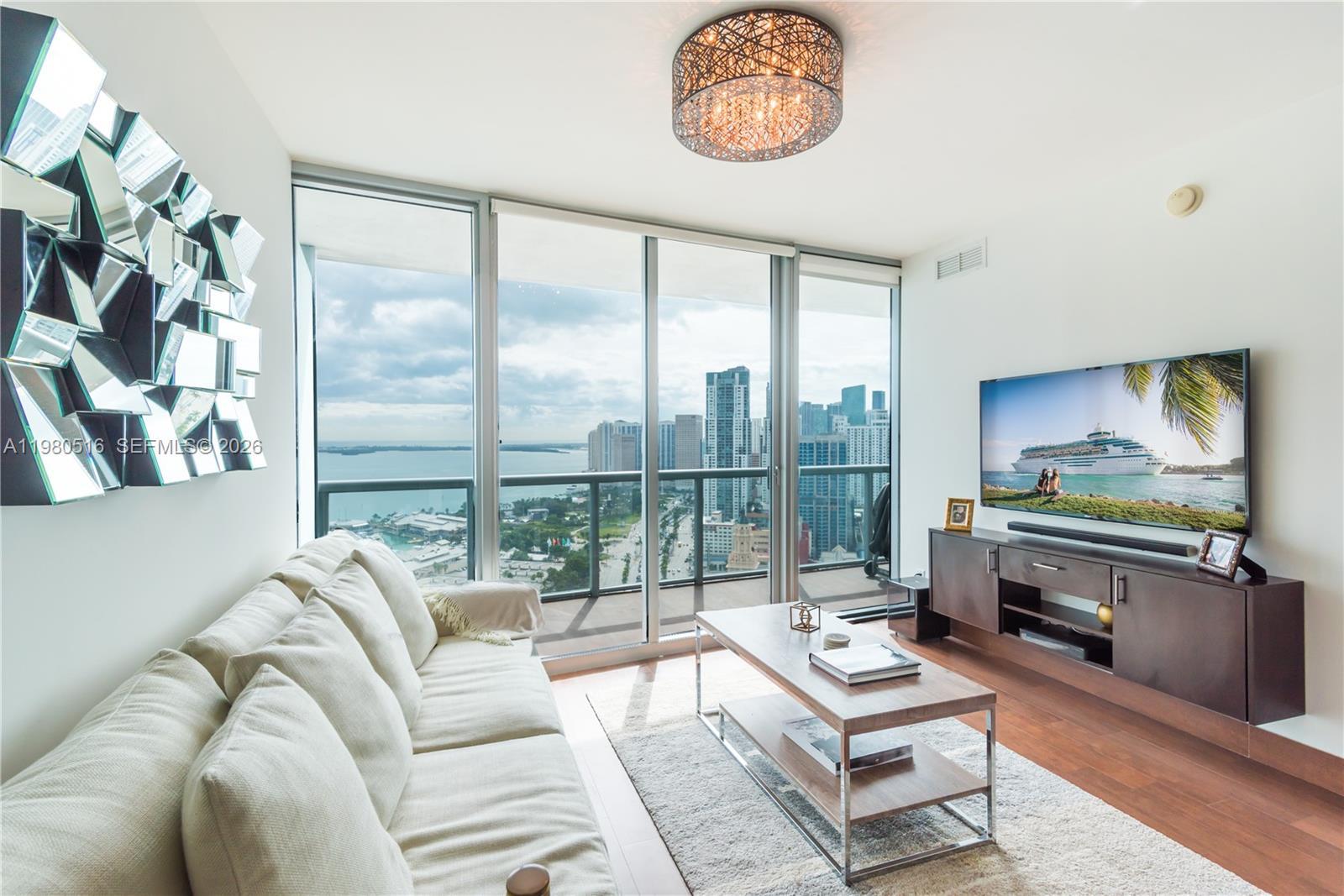 888 Biscayne Blvd # 3506, Miami FL 33132 photo 2