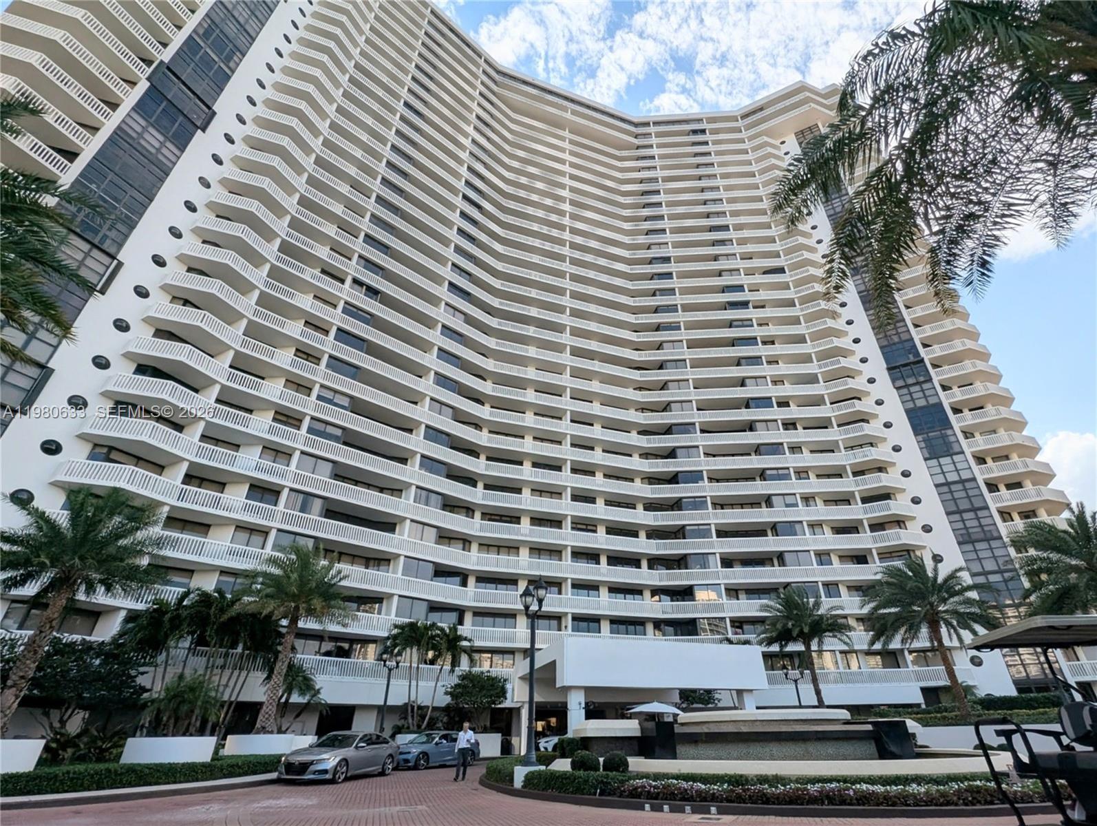 1000 W Island Blvd # 2908, Aventura FL 33160 photo 2