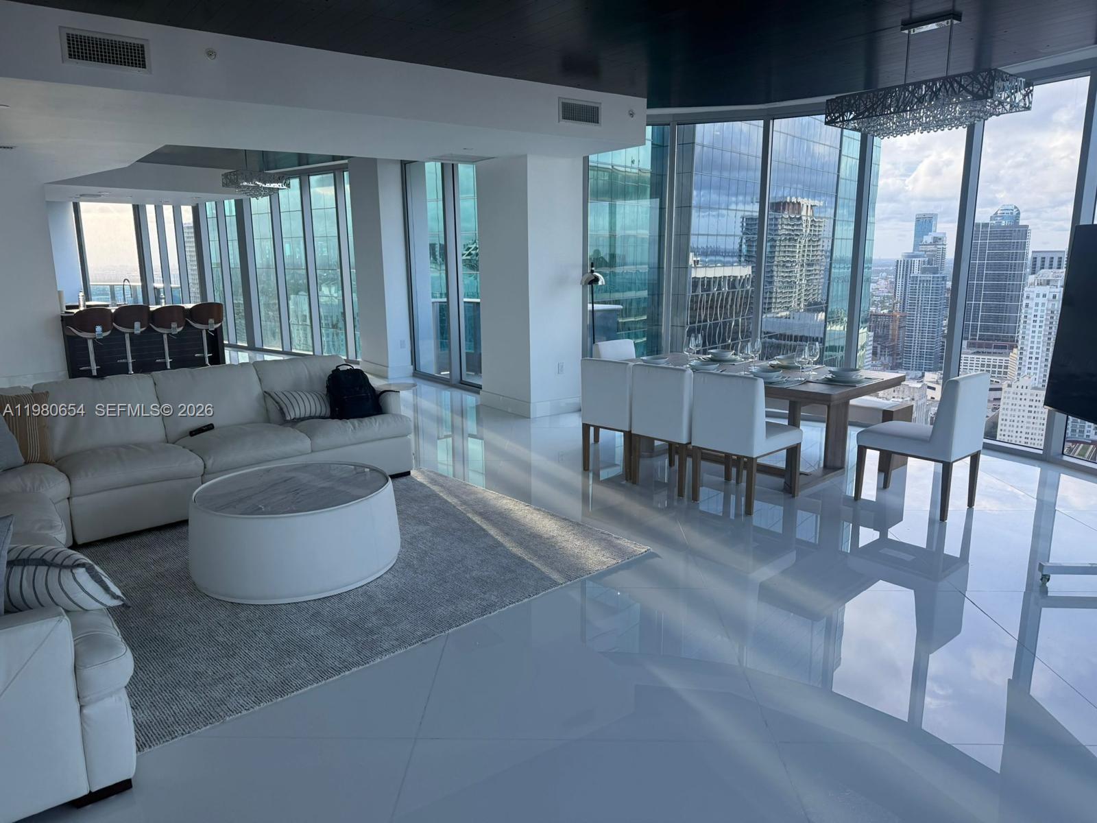 200 Biscayne Boulevard Way # 4801, Miami FL 33131 photo 2