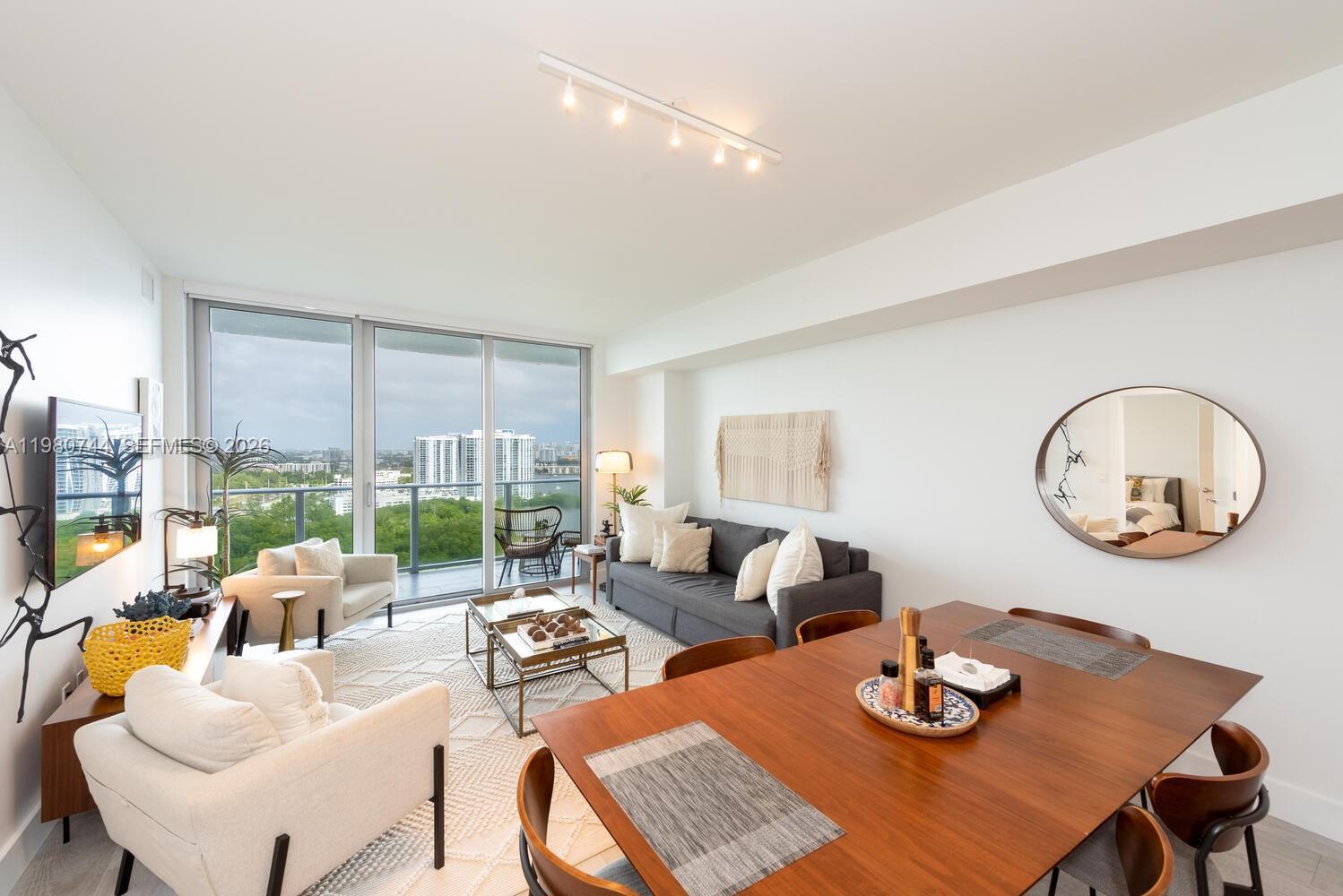 16385 Biscayne Blvd # 2304, North Miami Beach FL 33160 photo 4