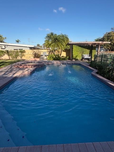 10720 SW 43rd Ln, Miami FL 33165