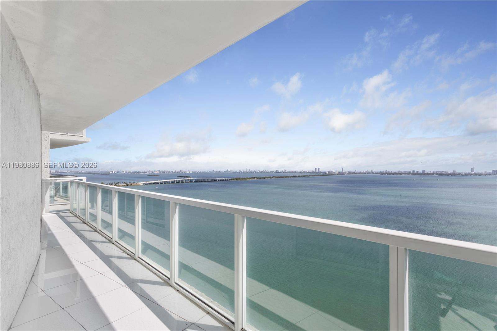 665 NE 25th St # 2102, Miami FL 33137 photo 2