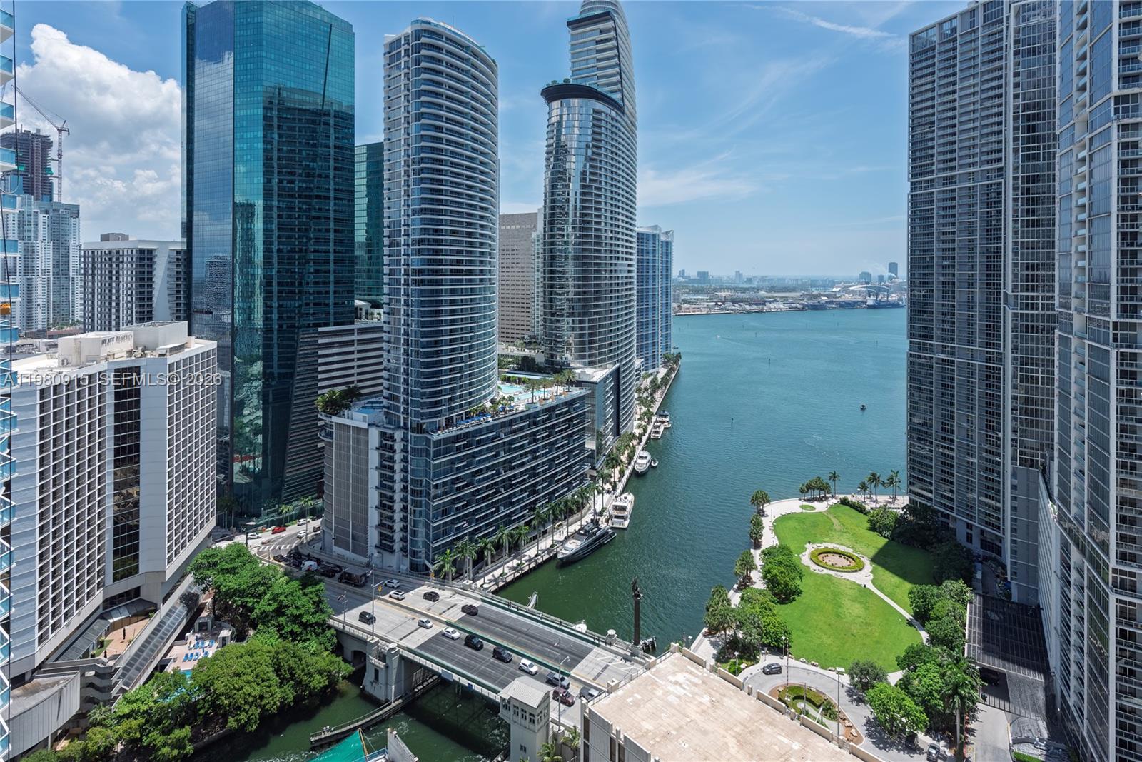 77 SE 5th Street # 3204, Miami FL 33131 photo 5