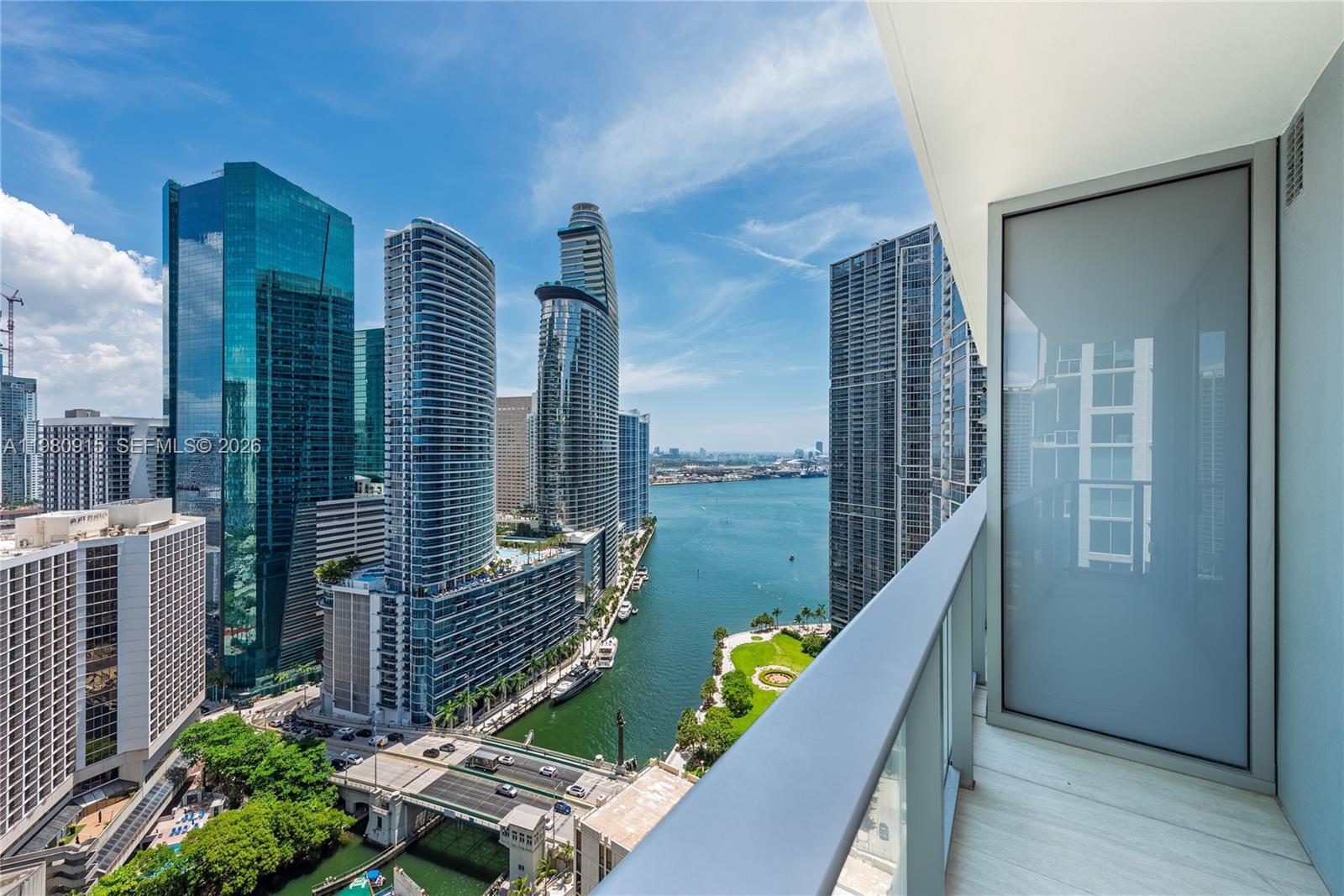 77 SE 5th Street # 3204, Miami FL 33131 photo 4