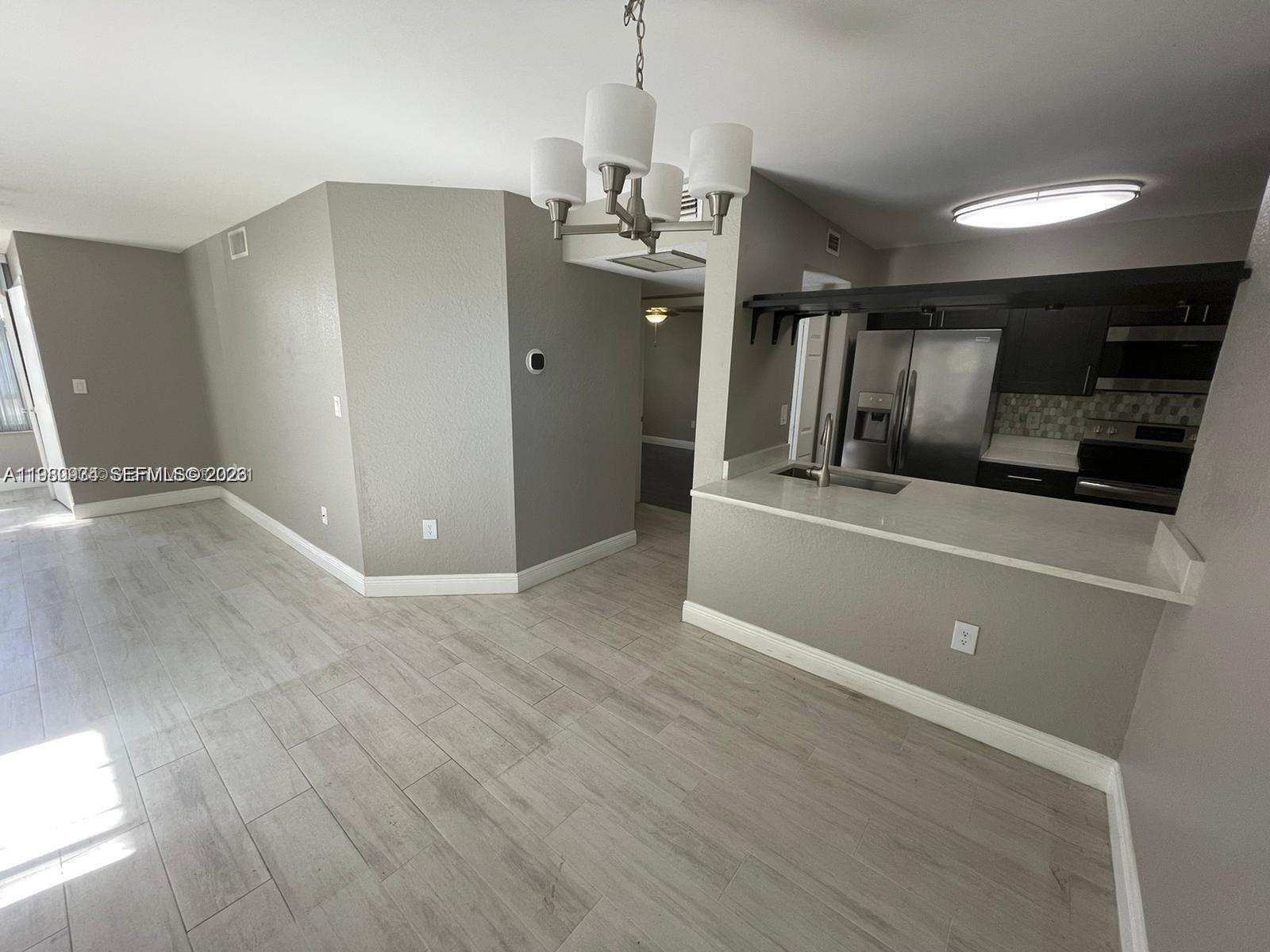 2811 N Oakland Forest Dr # 110, Oakland Park FL 33309