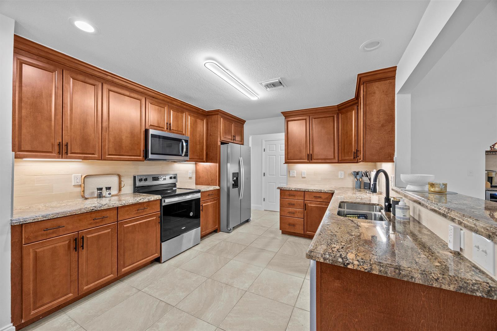 2400 Seaford Drive, Wellington FL 33414 photo 3