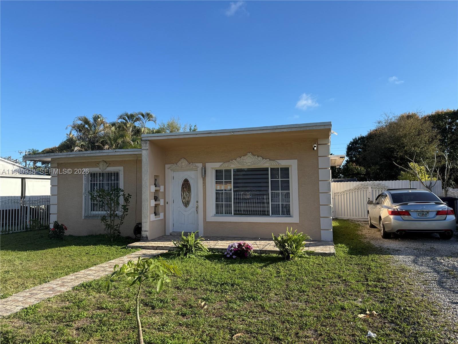 840 NW 130th St, North Miami FL 33168 photo 2