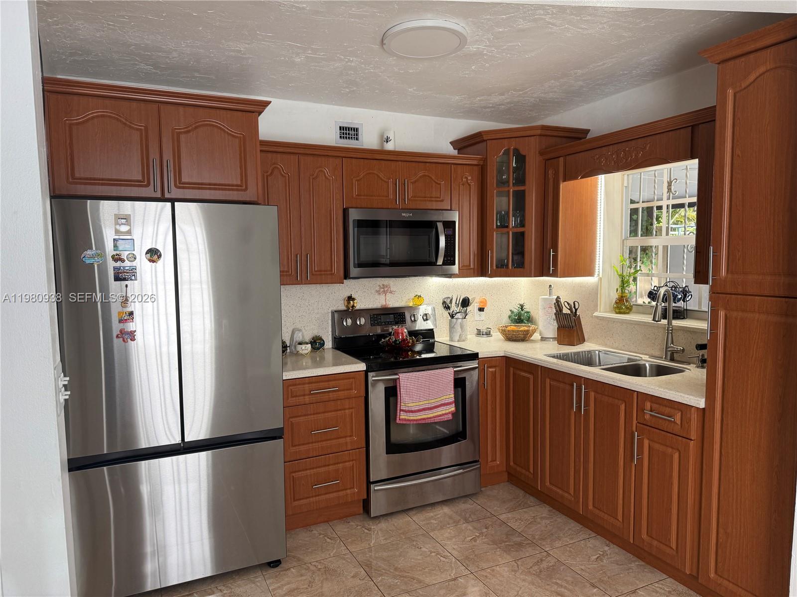 840 NW 130th St, North Miami FL 33168 photo 4