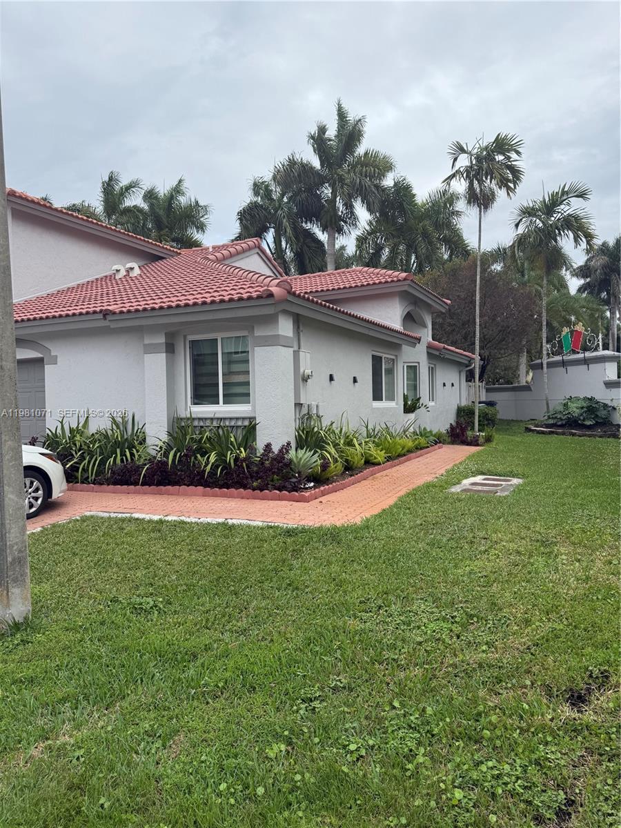 5121 NW 114th Ct, Doral FL 33178 photo 2