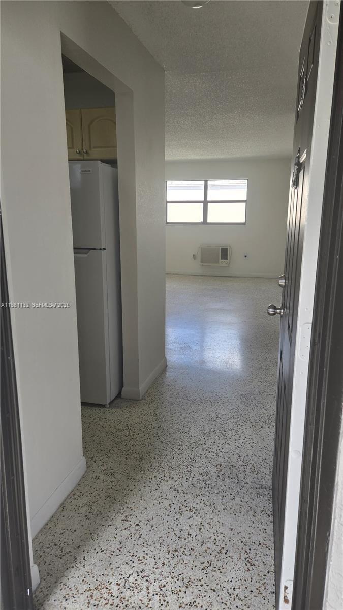142 SW 18th ave # 30, Miami FL 33135