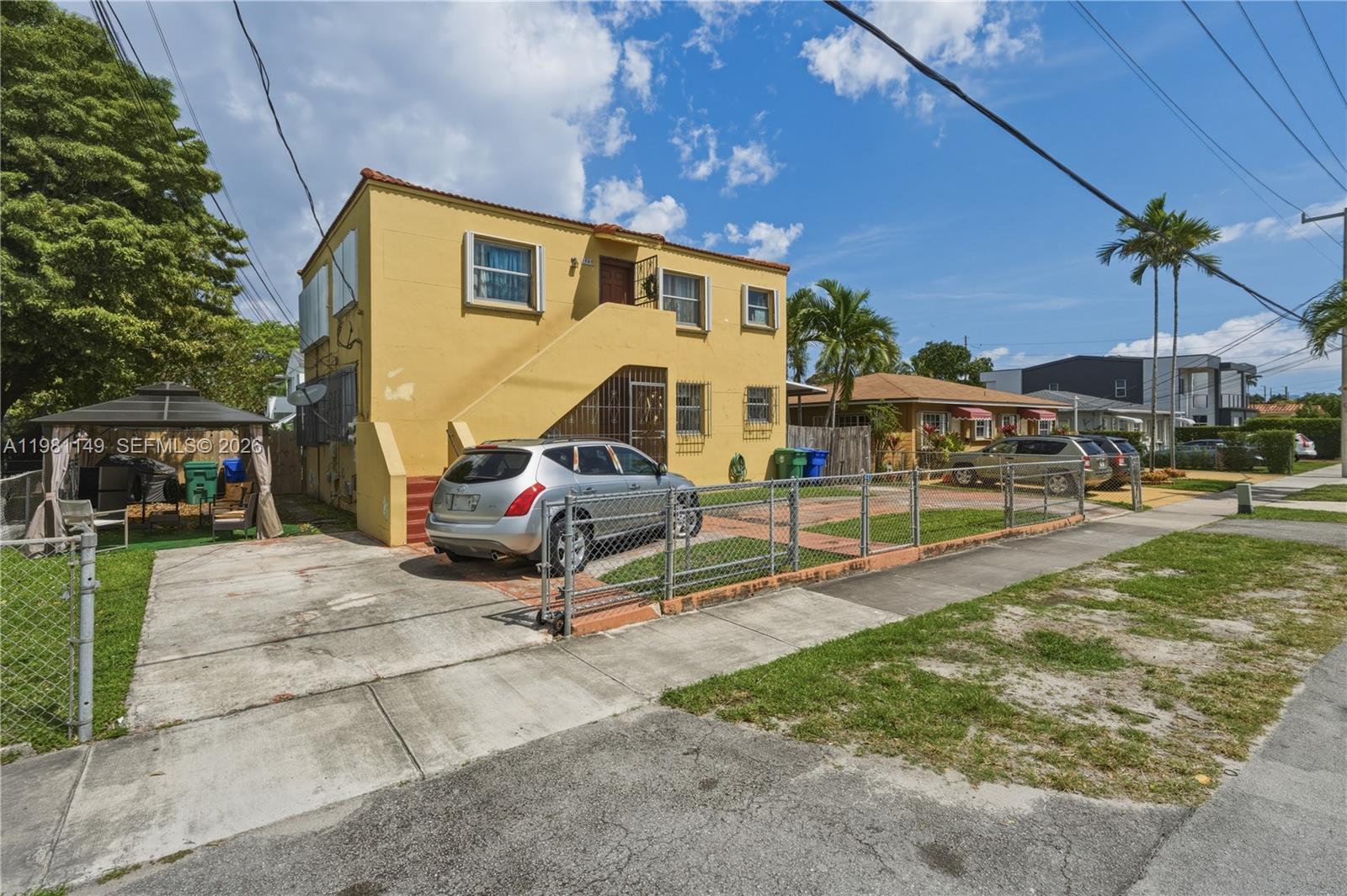3501 SW 16th Ter, Miami FL 33145 photo 4