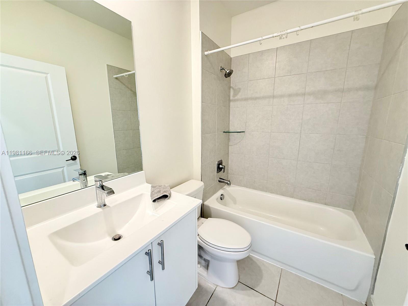 8001 NW 41st St # 202, Doral FL 33166 photo 5