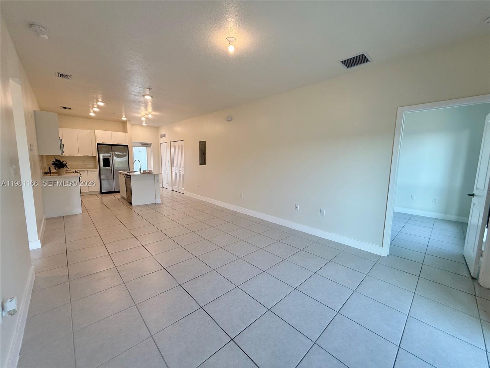 8001 NW 41st St # 202, Doral FL 33166 photo 4