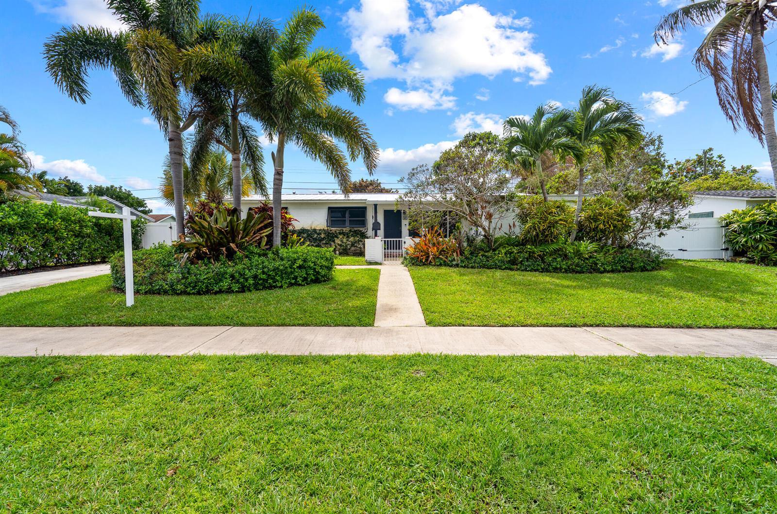 520 Flotilla Road, North Palm Beach FL 33408