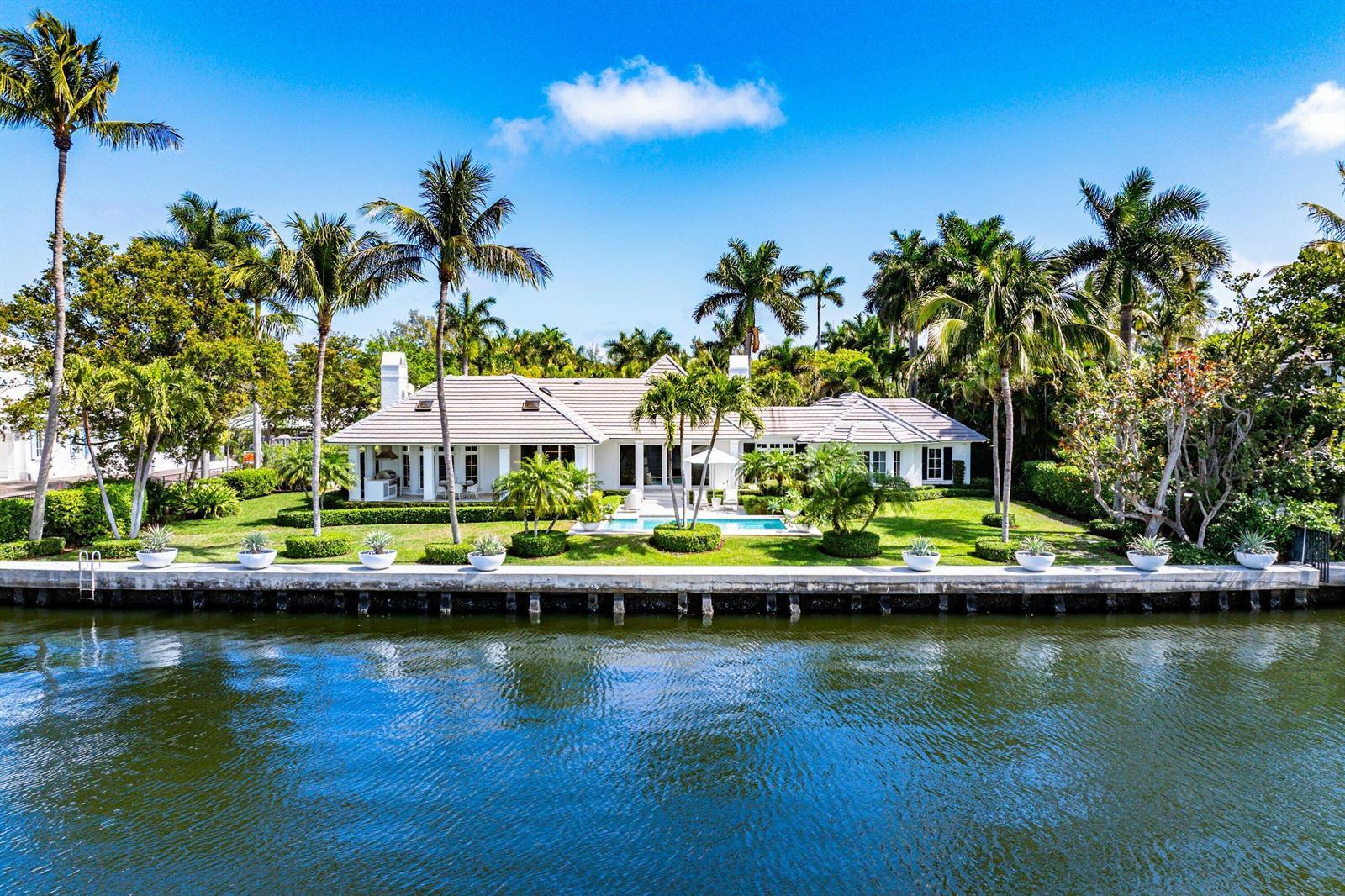3300 Polo Drive, Gulf Stream FL 33483 photo 2