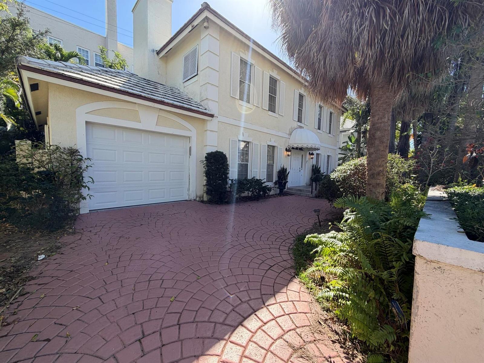 230 Park Avenue, Palm Beach FL 33480 photo 2