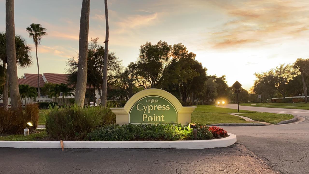 285 Cypress Point Drive, Palm Beach Gardens FL 33418